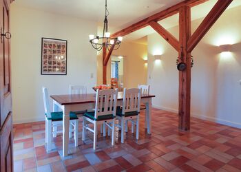 Dining table apartment Stellmacherwohnung